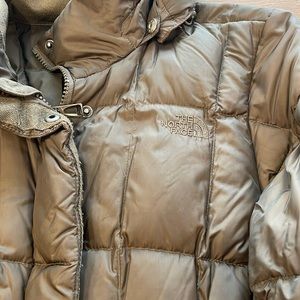 Northface mid knee puffer 550
